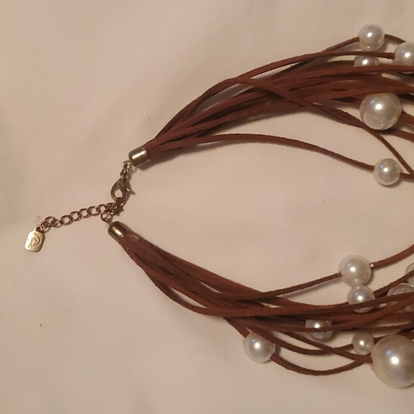 multi-strand pearl necklace - Picture 3 of 4
